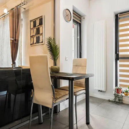 Occo By The Park * בוקרשט