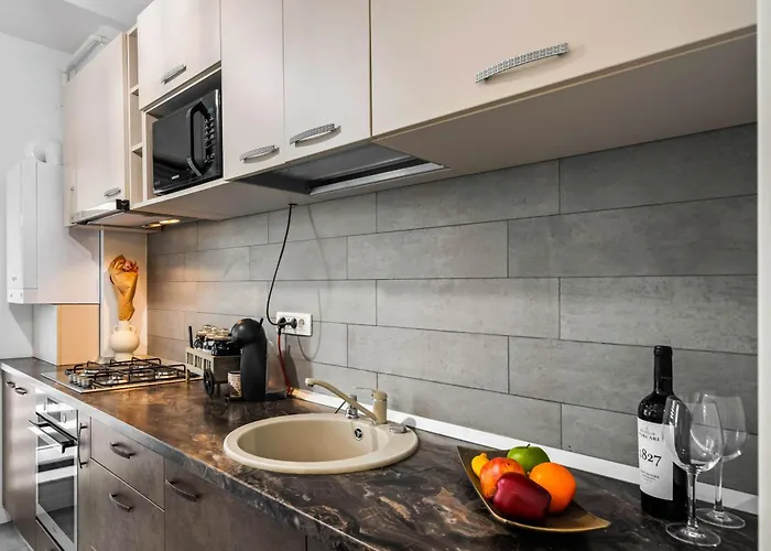 Occo By The Park Apartment