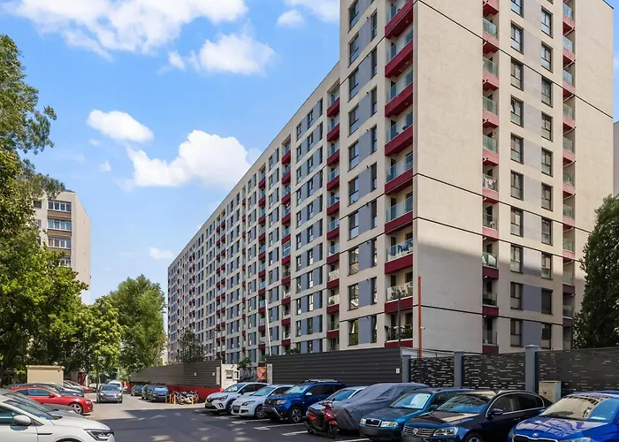 Occo By The Park Бухарест